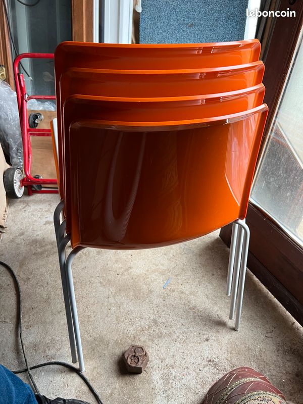 4 Chaises design PEDRALI modèle TWEET empilable orange vert gris (image 7)