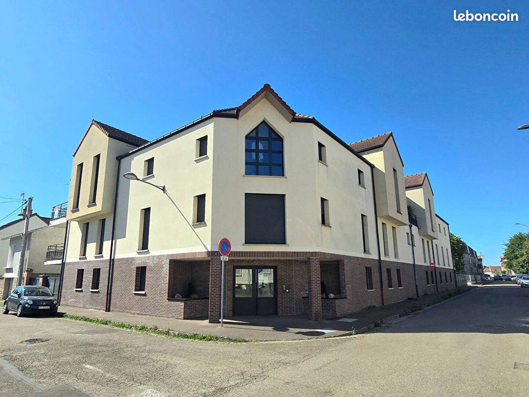 Studio 1 pièce 26 m² (image 1)