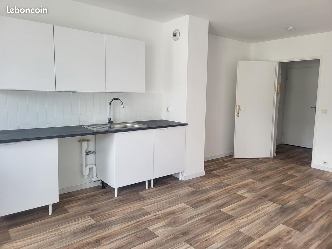 Appartement 3 pièces 55 m² · à Saint-Denis · 55 m² · 160 000 €