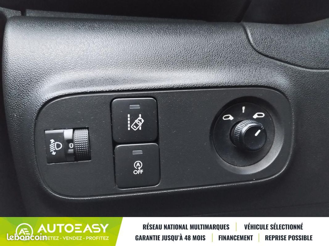 Citroën C3 1.2 PureTech 82 Feel S&S BVM5 (image 9)