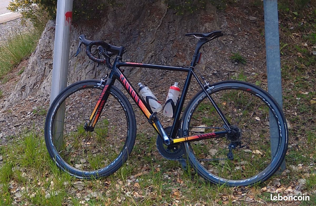 Vélo route Canyon Ultimate Al 2016 Vélos