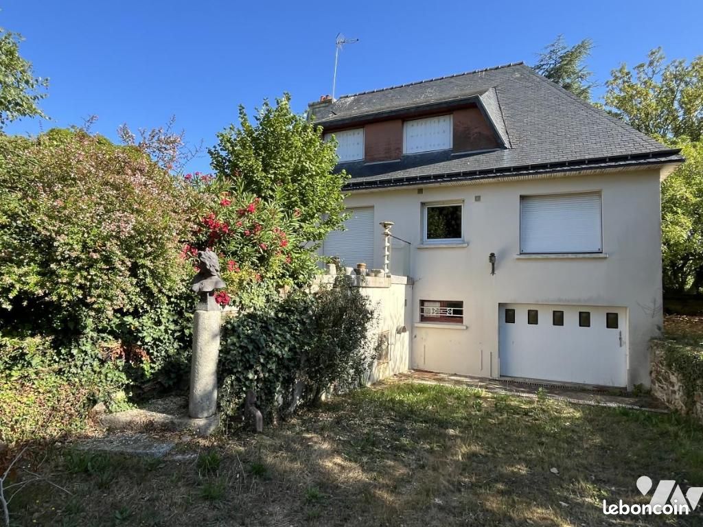 Maison 5 pièces 136 m² · à Bréhand · 136 m² · 211 710 €
