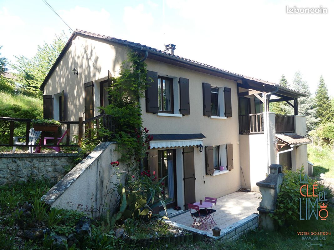 Maison 5 pièces 130 m² · à Château-l'Évêque · 130 m² · 184 500 €