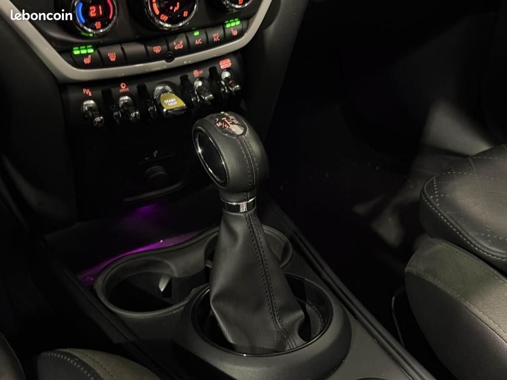 MINI MINI Countryman SE 1.5 Hybride - 224 CH F60 e-All4 (image 15)