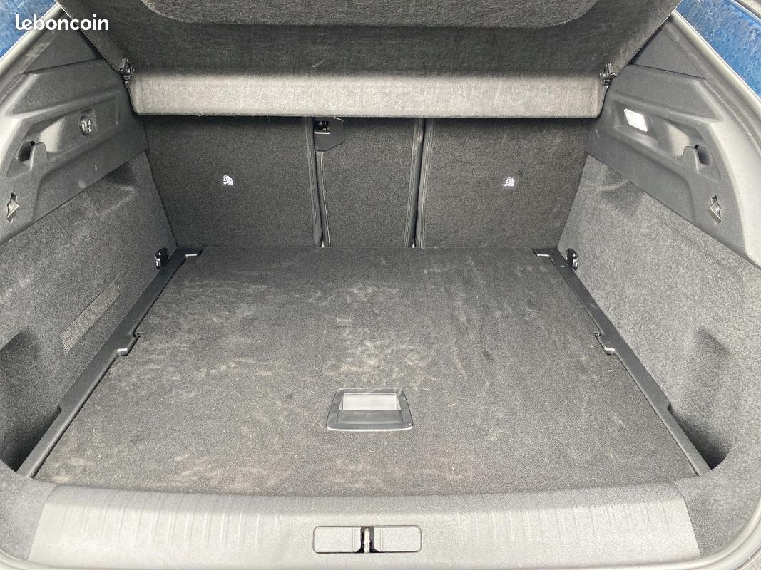 PEUGEOT 3008 1.2 hybrid 145 allure e-dcs6 (image 31)
