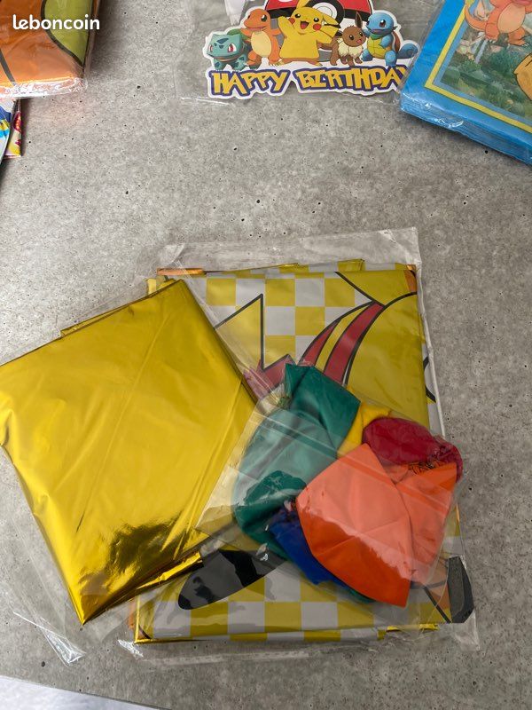 Kit anniversaire Pokemon (image 6)