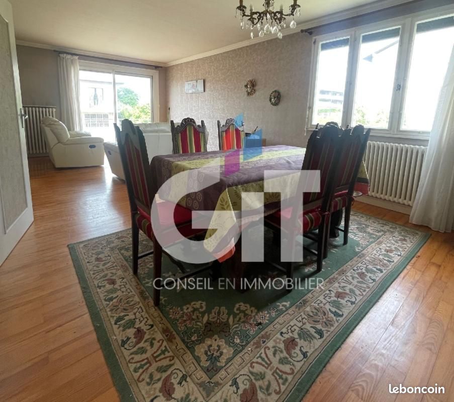 Maison 4 pièces 111 m² · à Andrézieux-Bouthéon · 111 m² · 220 000 €
