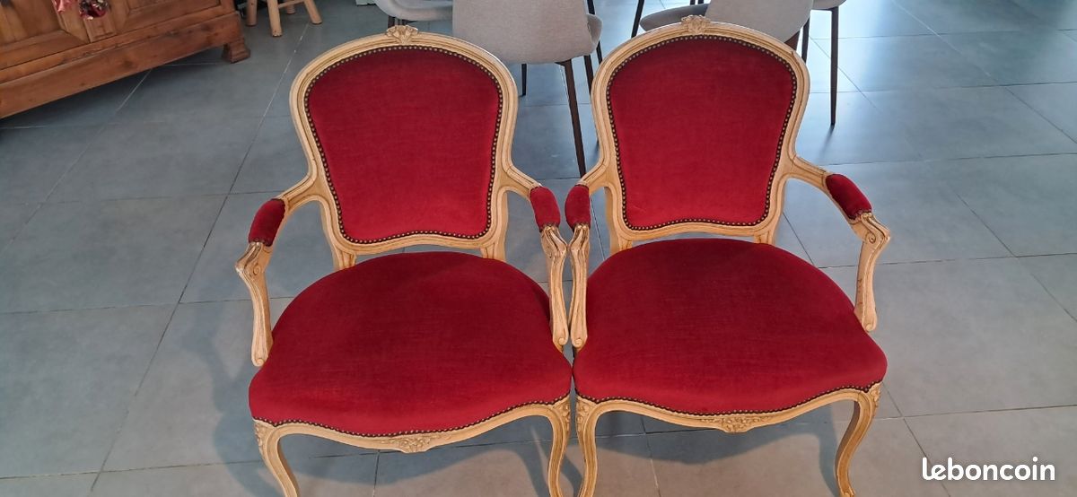 Paire de fauteuil cabriolet style louis XV (image 3)