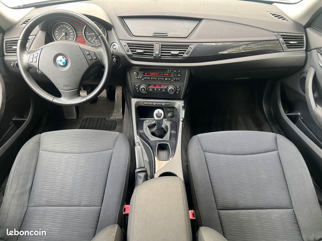 BMW X1 CONFORT 18D s-DRIVE 2.0 TDI 16V 143 BV6 5 PORTES (image 3)