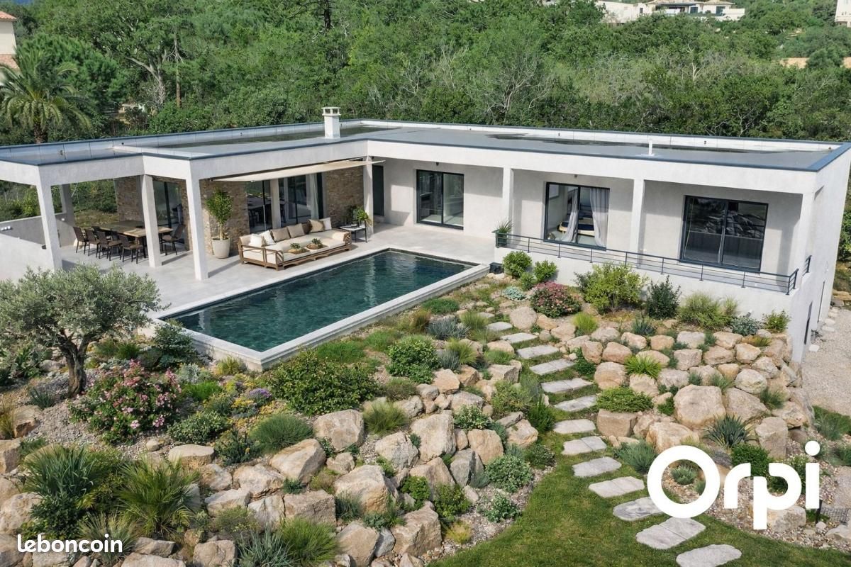 Maison 5 pièces 147 m² · à Lecci · 147 m² · 1 198 000 €