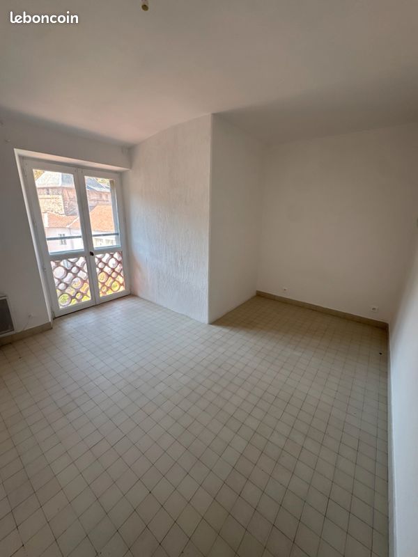 Appartement 2 pièces 46 m² · à Saint-Pons-de-Thomières · 46 m² · 350 €/mois