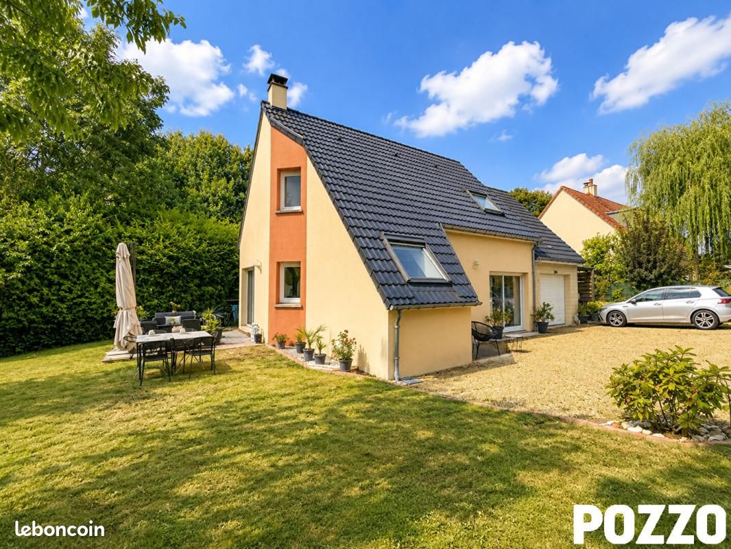 Maison 6 pièces 110 m² · à Saint-Planchers · 110 m² · 345 000 €