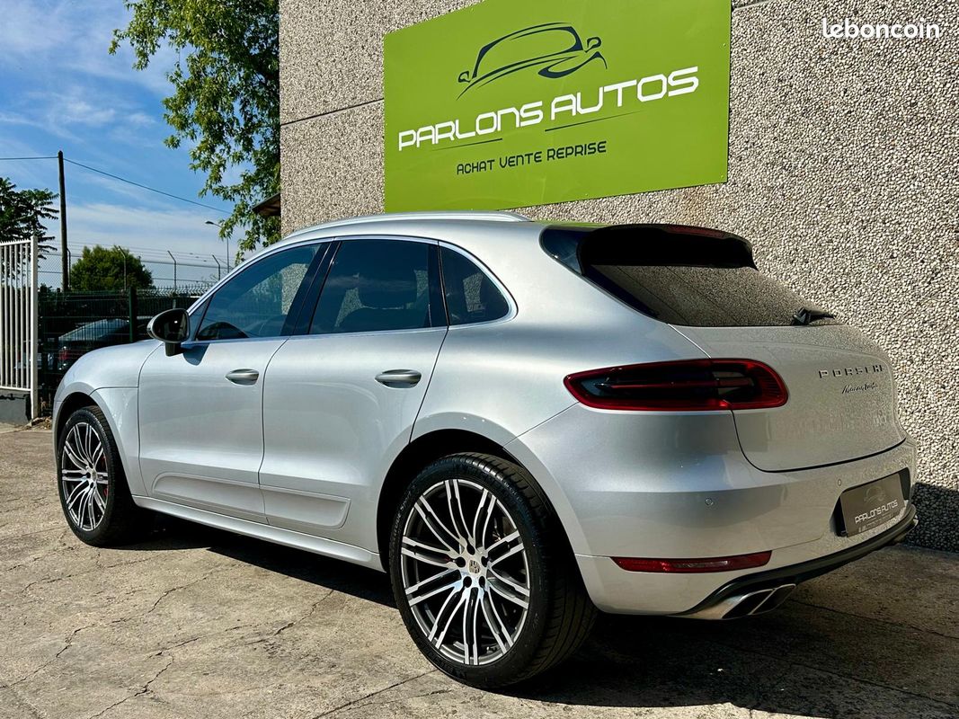 PORSCHE MACAN 3.0 V6 TURBO-05/2015-Pack Chrono-Bluetooth-Toit Ouvrant-Attelage-BOSE-Caméra-Parfait Etat-Historique Complet PORSCHE (image 2)