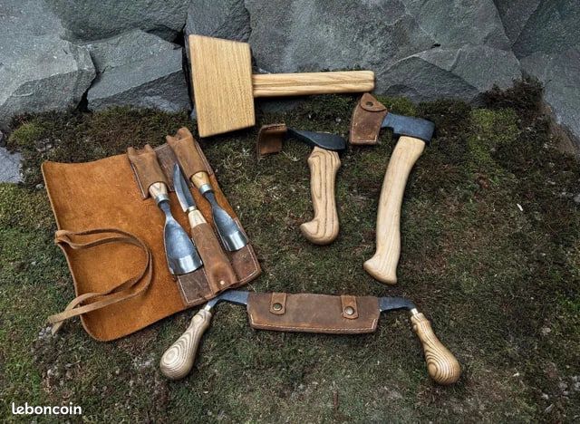 Ensemble de 7 outils pour la sculpture sur bois, forgés à la main (image 1)