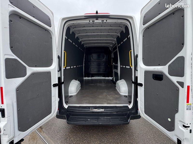 29.158 ht volkswagen crafter l3h3 2.0 tdi 140ch bva8 10/2024 (image 3)