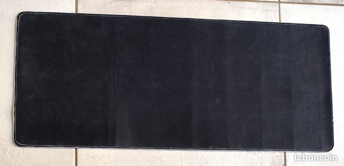 Tapis de souris XXL One Piece 70 x 30 cm (image 2)