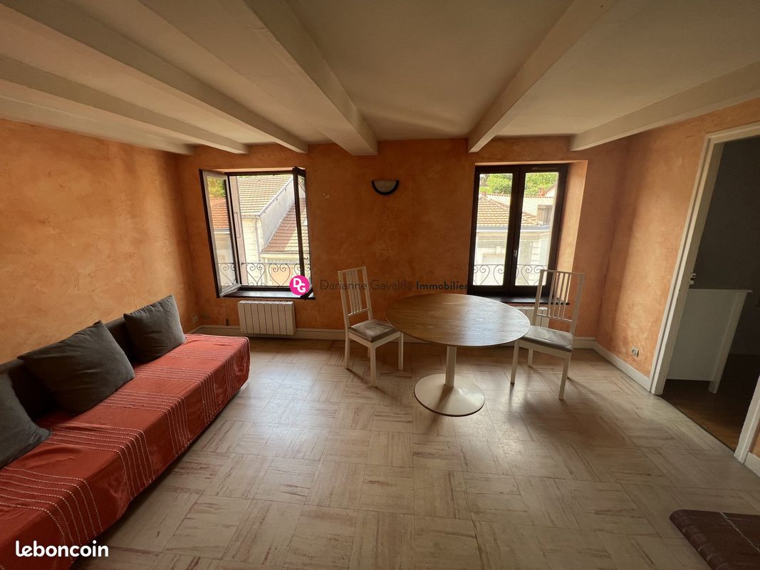 Appartement 3 pièces 63 m² · à Decazeville · 63 m² · 410 €/mois