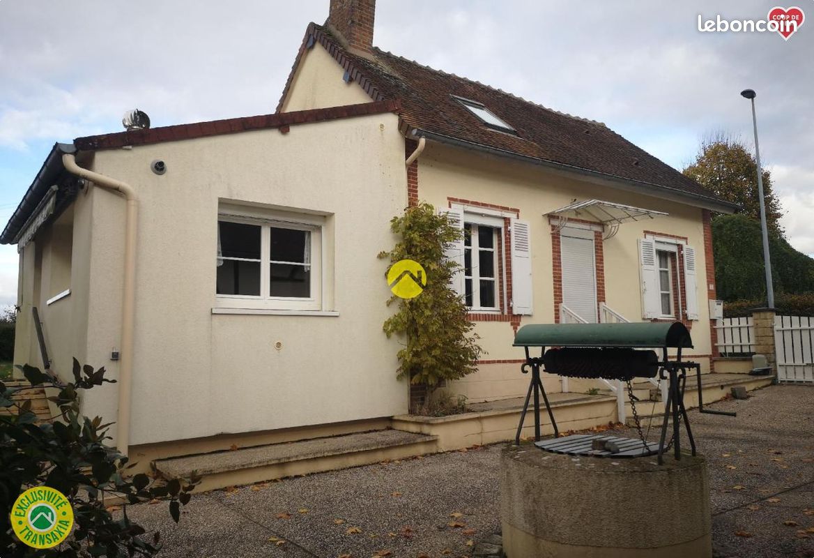 Maison 2 pièces 58 m² · à Champcevrais · 58 m² · 65 000 €