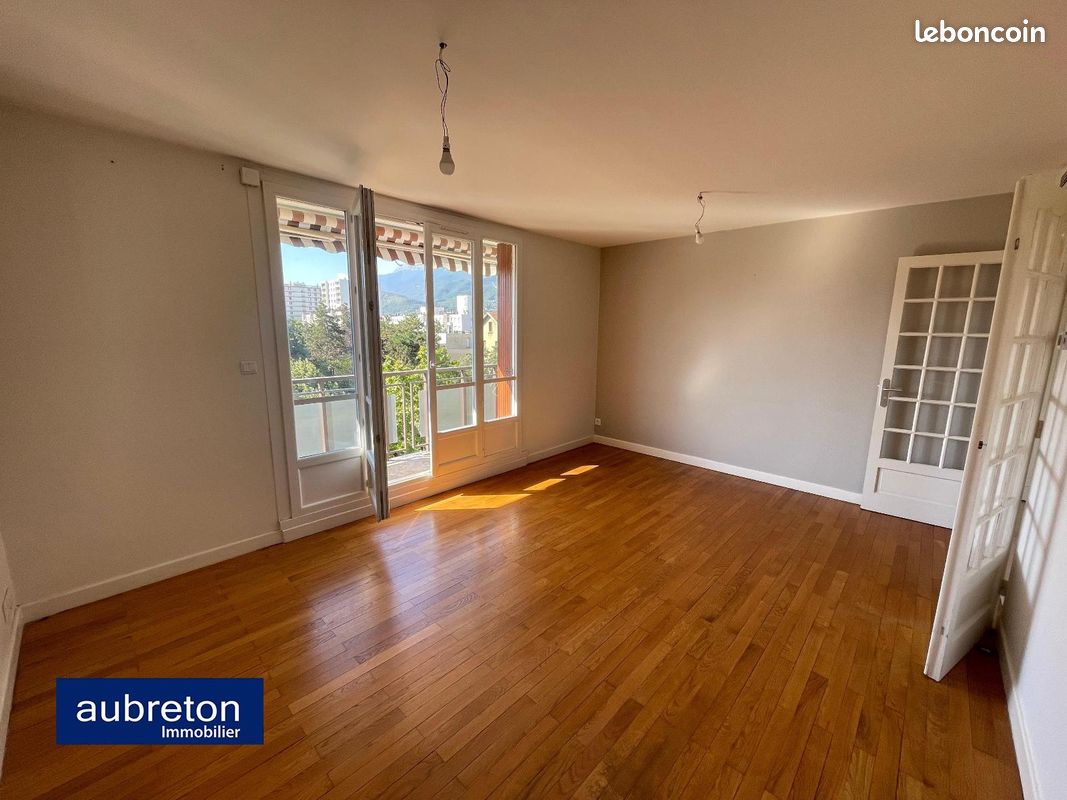 Appartement 3 pièces 70 m² · à Grenoble · 70 m² · 810 €/mois