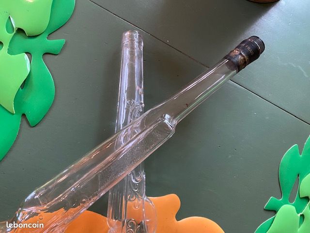 Lot vintage 2 grande bouteilles en verre : forme de fusil (image 3)