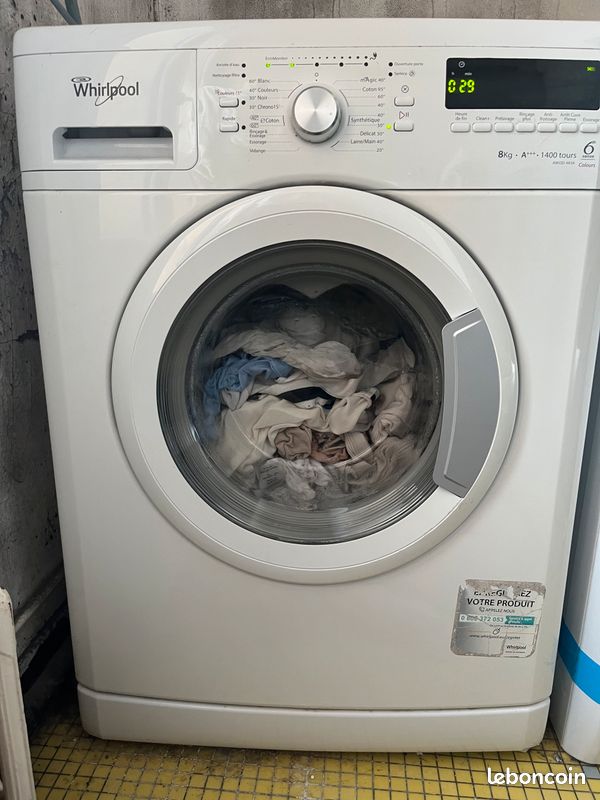 Lave linge Whirlpool 6th sense colours 8kg (image 1)