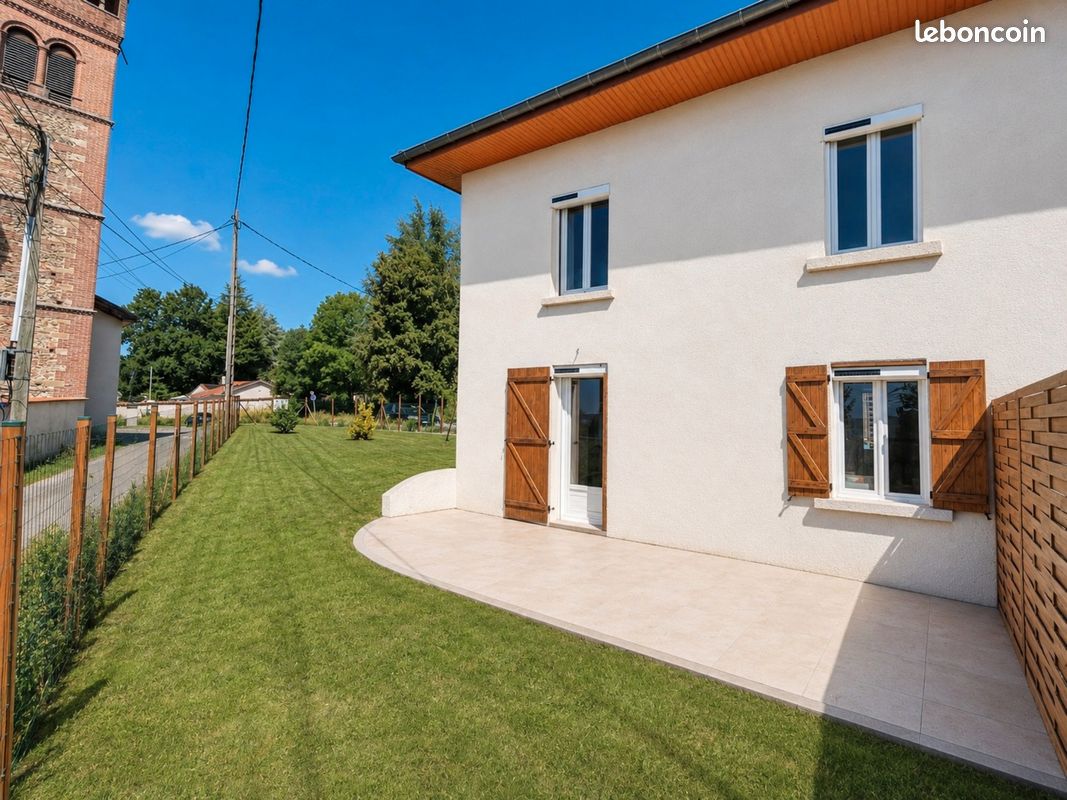 Maison 4 pièces 94 m² · à Saint-Hilaire-de-la-Côte · 94 m² · 215 000 €