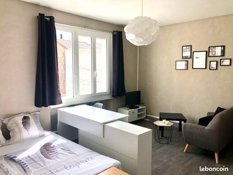 Appartement 1 pièce 40 m² · à Saint-Étienne · 40 m² · 460 €