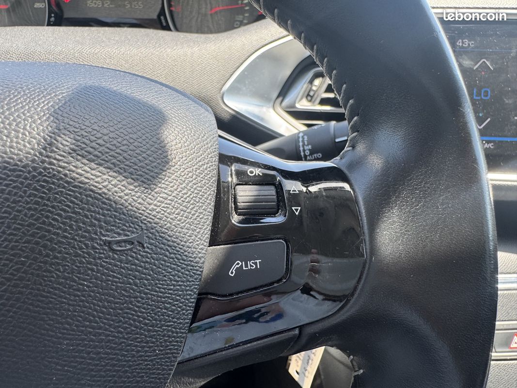 Peugeot 308 SW 1.5 BLUEHDI 100CH E6.C S&S ACTIVE (image 18)
