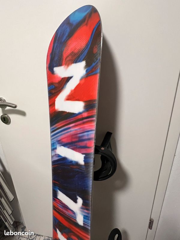 Snowboard nitro 146 comme neuf (image 3)
