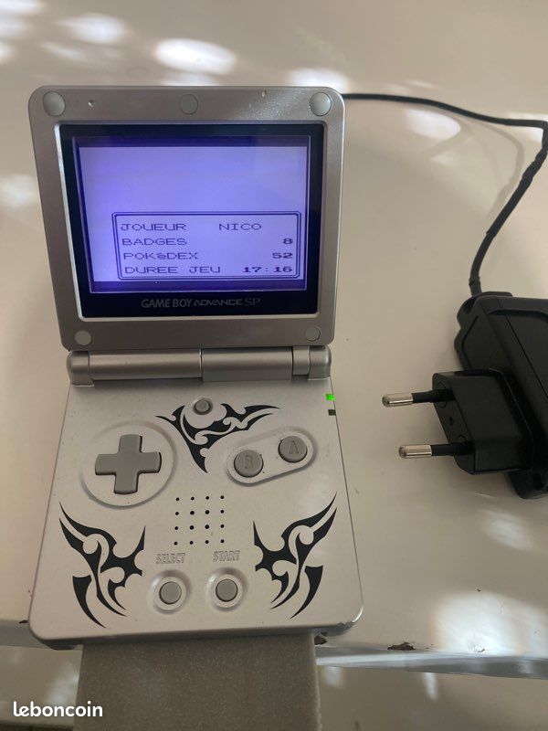 Game boy sp et Pokemon argent (image 2)