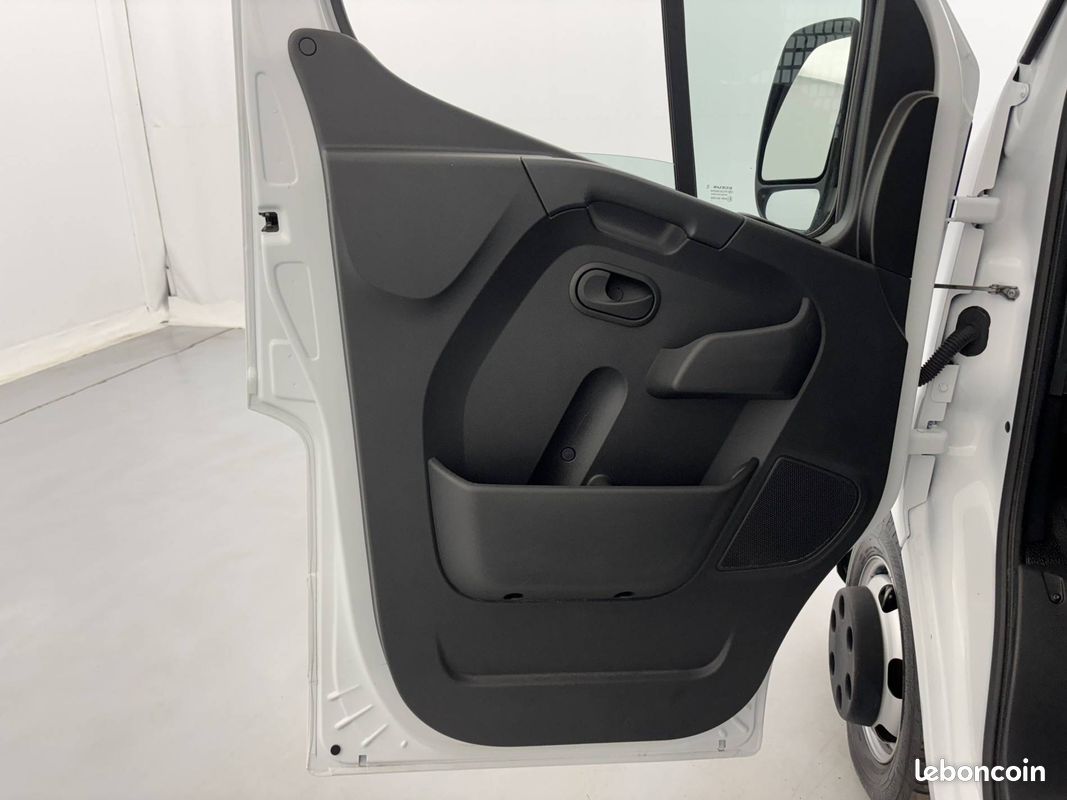 Renault master cc prop rj3500 l2 pafc blue dci 130 euro vi confort (image 11)