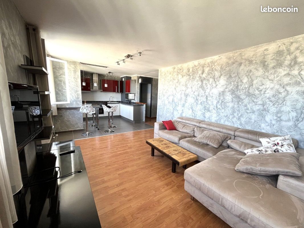Appartement 2 pièces 61 m² · à Caluire-Et-Cuire · 61 m² · 885 €