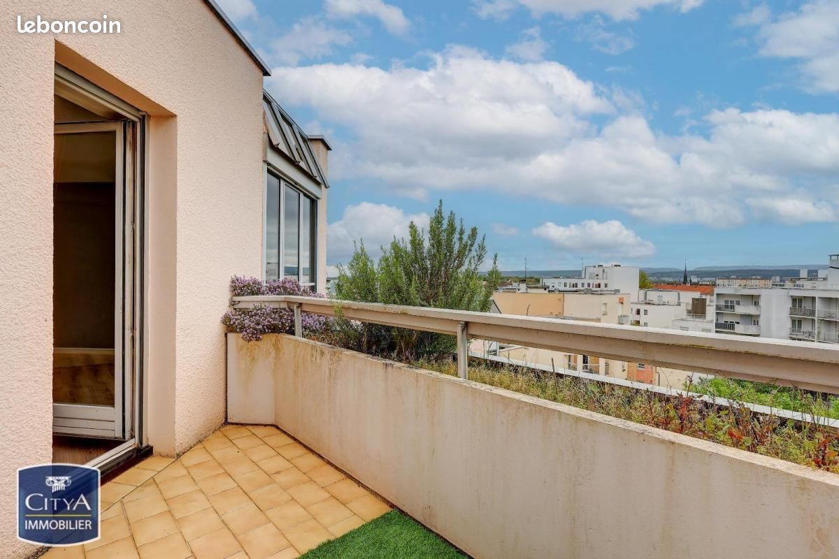 Appartement 4 pièces 75 m² · à Dijon · 75 m² · 852 €