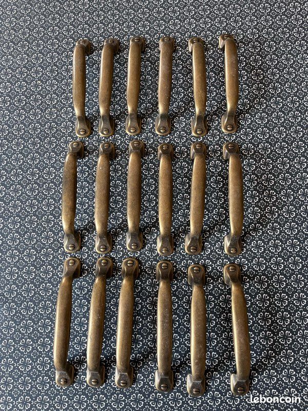 Poignées de portes de cuisine (image 1)