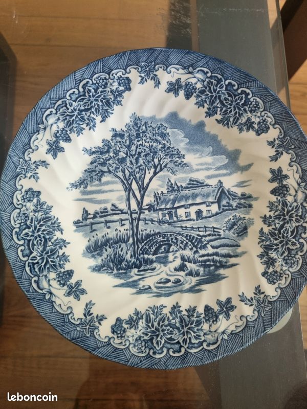 2 assiettes plate churchill england (image 2)