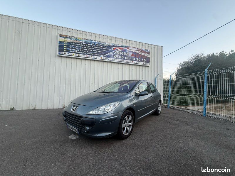 Peugeot 307 phase II 3 portes (image 1)