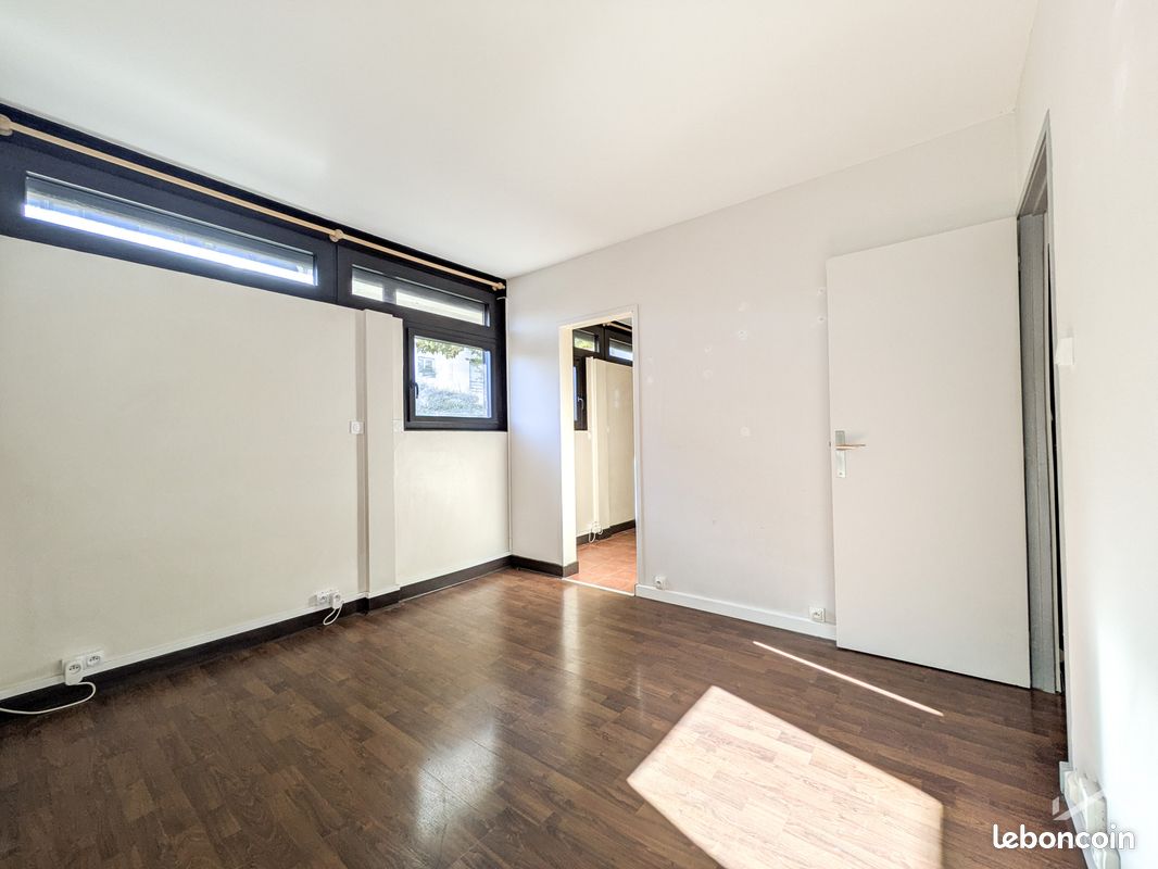 Appartement 2 pièces 33 m² · à Nanterre · 33 m² · 178 000 €