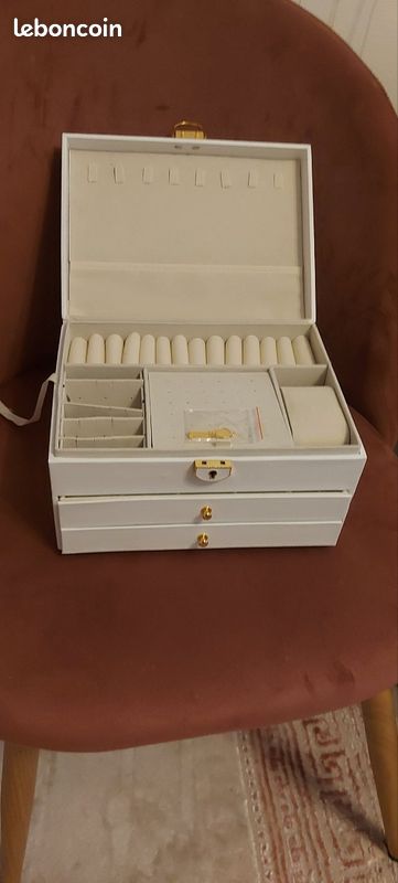 Coffret à bijoux neuf (image 1)