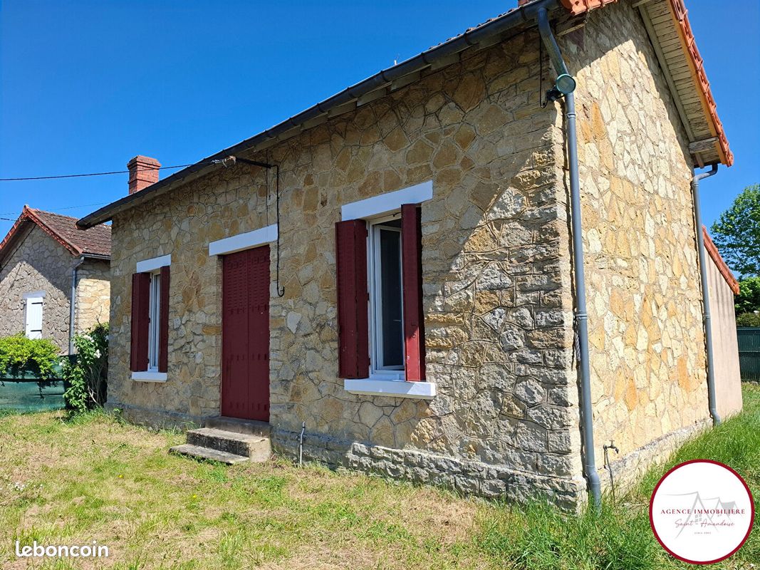 Maison 4 pièces 61 m² · à Saint-Amand-Montrond · 61 m² · 60 000 €