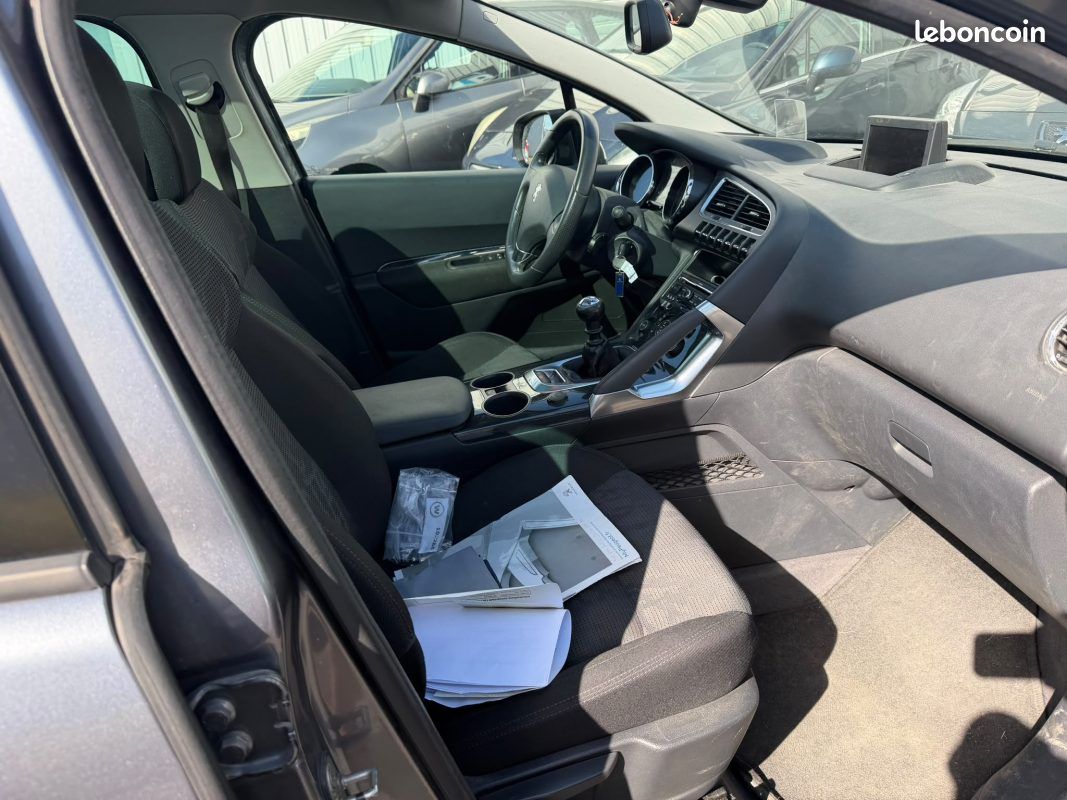 PEUGEOT 3008 1.6 HDI 16V 112 CV FELINE Garantie (image 9)
