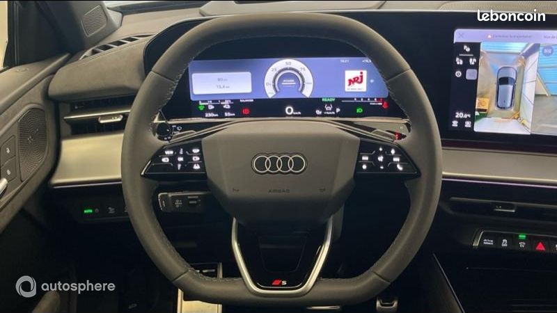 Audi Q3 1.5 e-hybrid 272ch S line S tronic 6 (image 10)