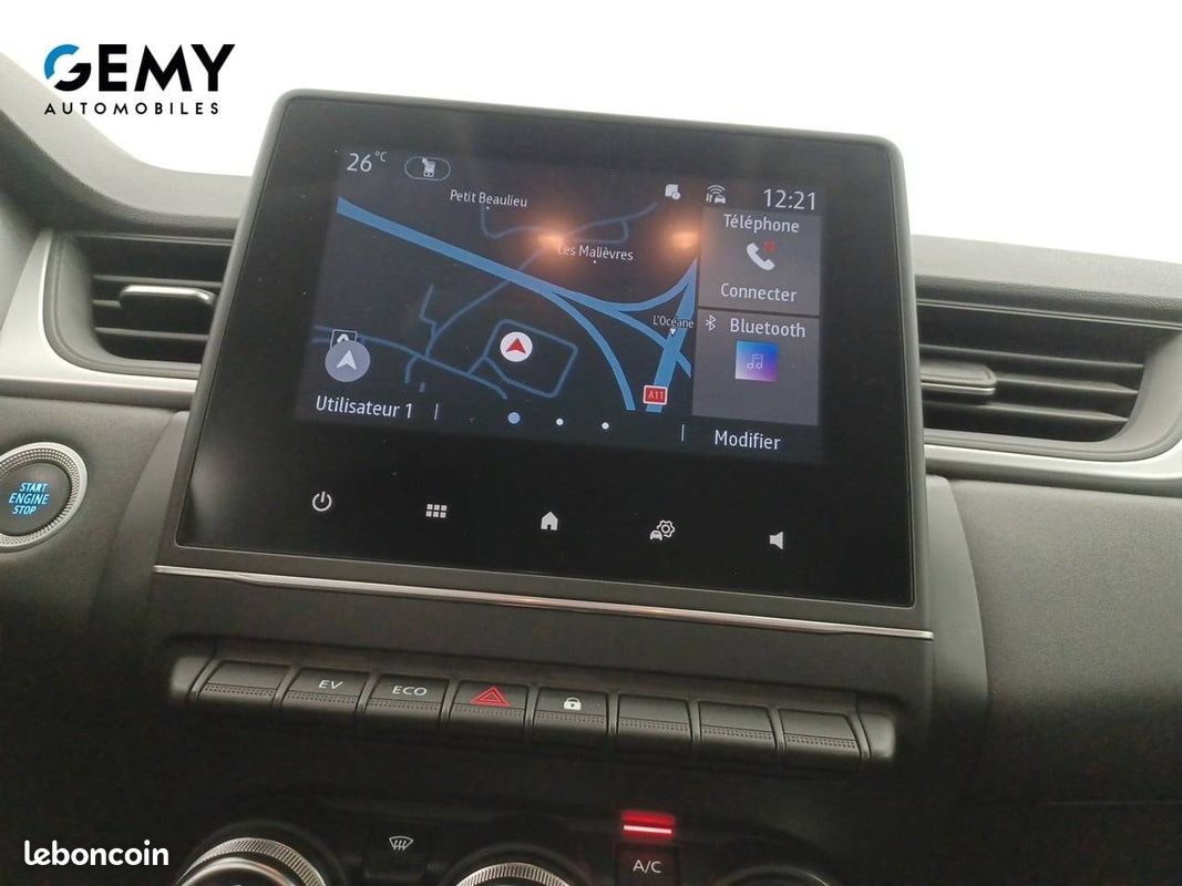 RENAULT Captur E-Tech 145 - 21 Business (image 14)