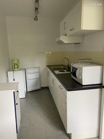 Appartement 1 pièce 25 m² · à Saint-Étienne · 25 m² · 390 €