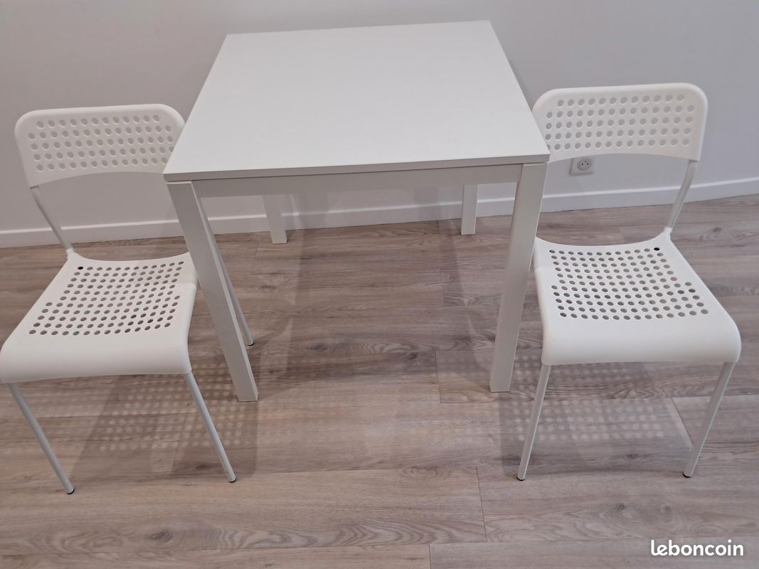 1 table neuve 75 x 75cm avec 4 pieds métal laqués blanc démontables et plateau mélaminé blanc épaisseur 20mm (image 4)