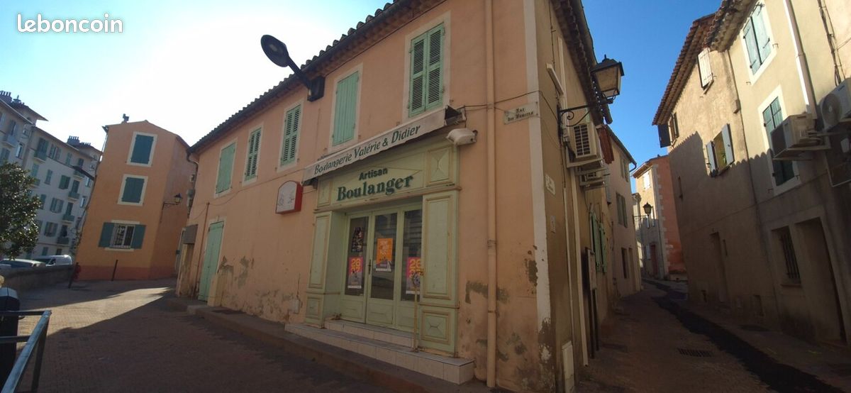 Immeuble 5 pièces 175 m² · à Istres · 175 m² · 126 000 €