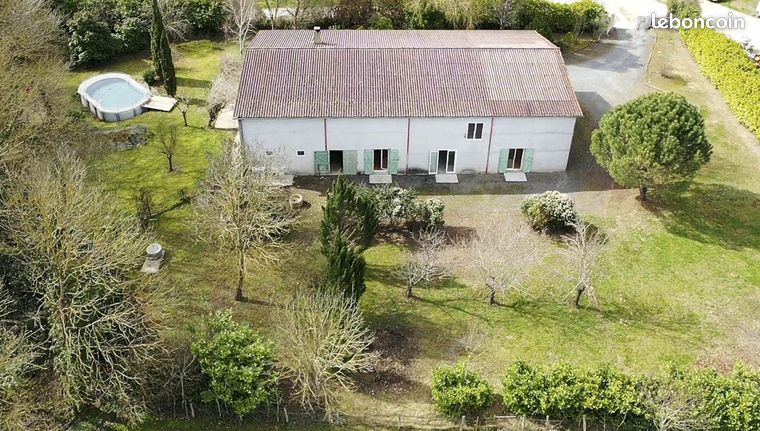 Maison 7 pièces 230 m²