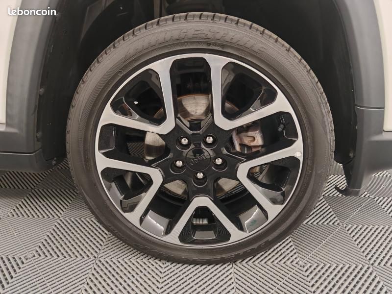 Jeep Compass 1.4 MultiAir II 140ch S Limited 4x2 (image 11)