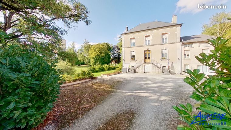 Maison 14 pièces 318 m²