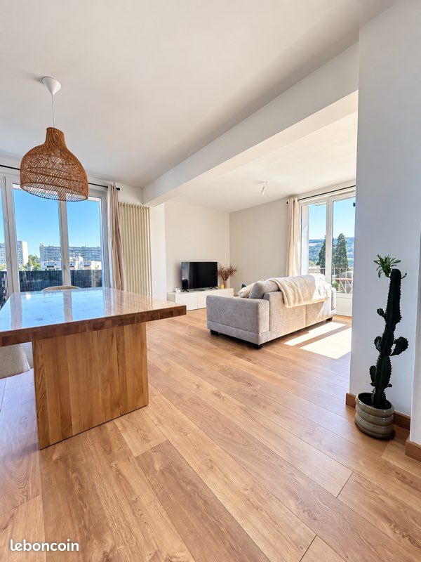 Appartement 3 pièces 65 m² · à Saint-Étienne · 65 m² · 680 €/mois