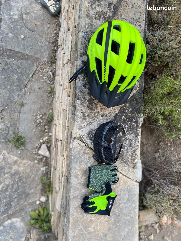 Casque lunette vélo neuf (image 2)